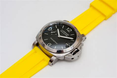 panerai strap rubber